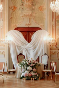 Svadobná, kvetinová výzdoba v zámockom hoteli Galícia Nueva****