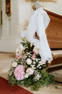 Svadobná, kvetinová výzdoba v zámockom hoteli Galícia Nueva****